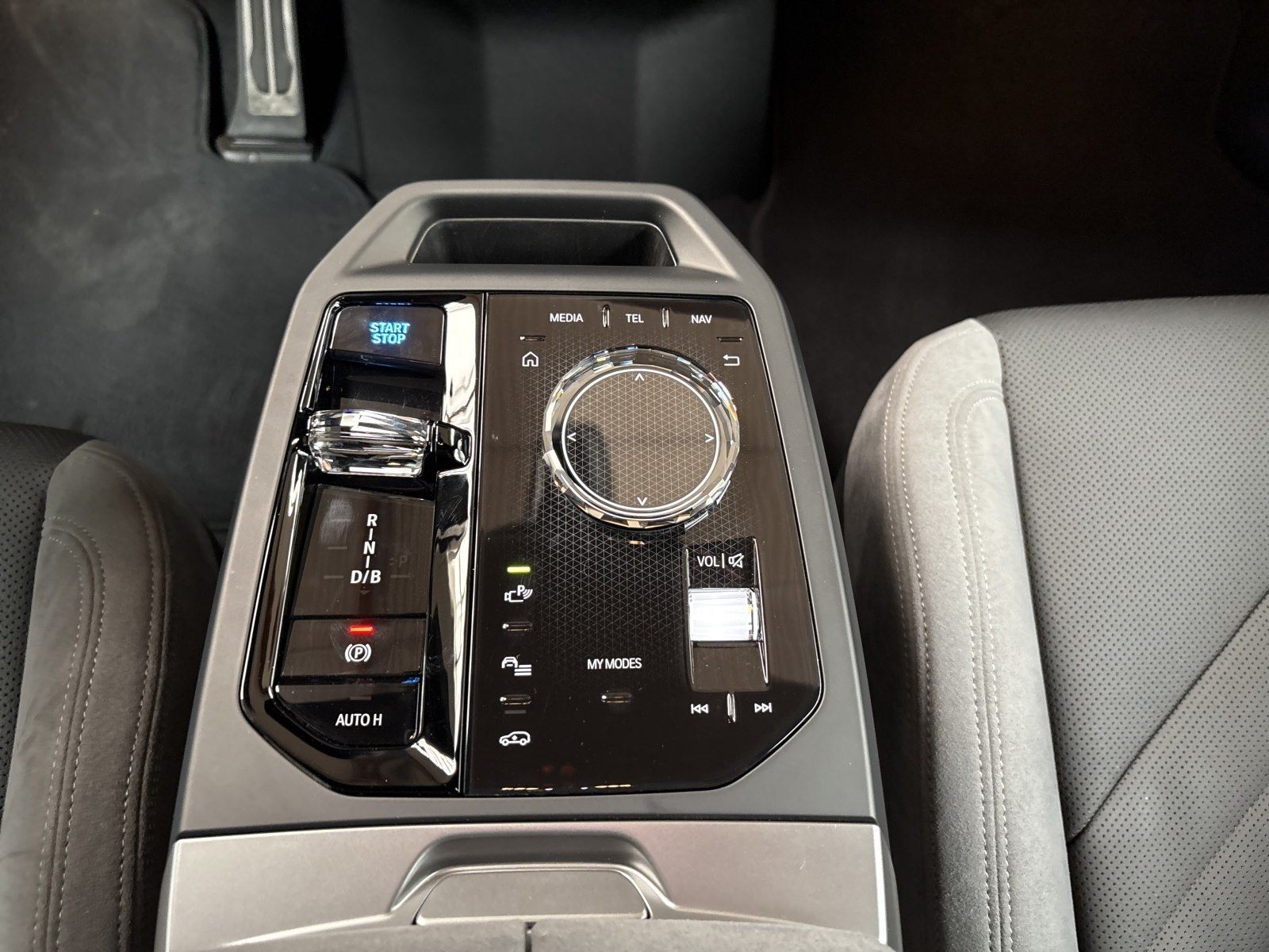 BMW iX - Bild 13