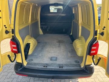Volkswagen T6 Transporter - 10