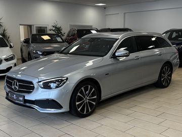 Mercedes E 300 - 1