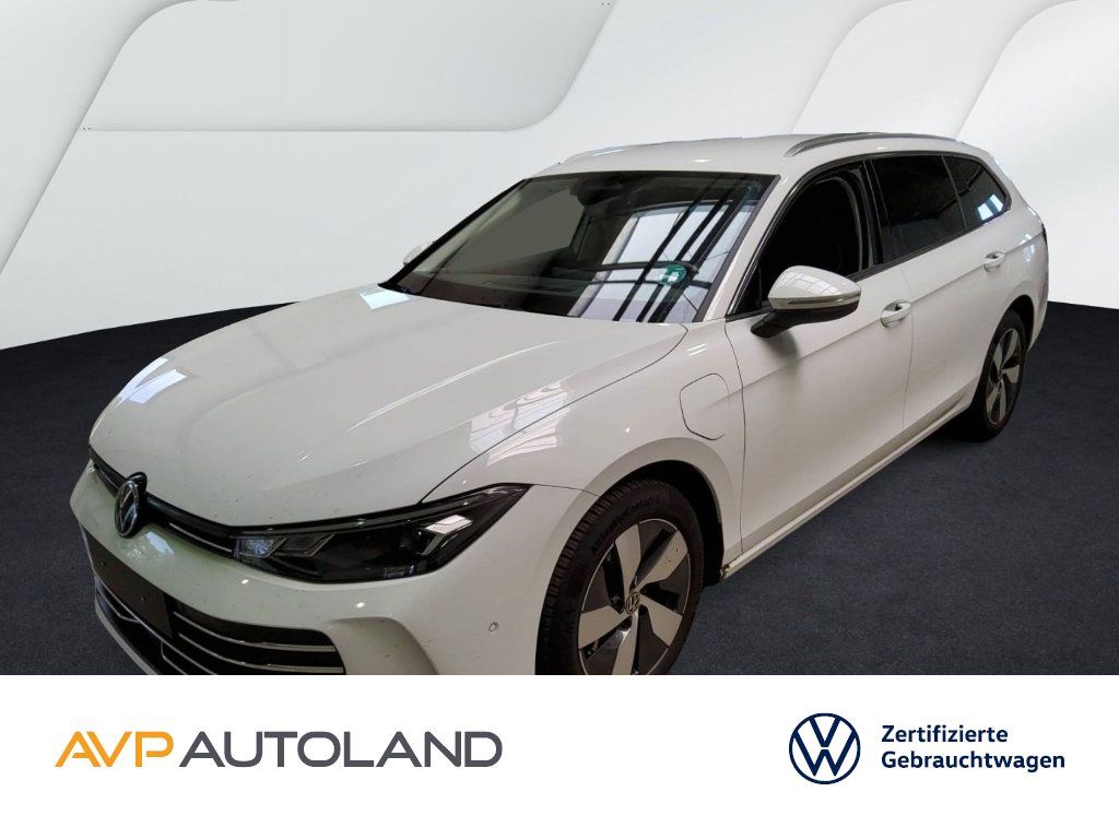 Volkswagen Passat Variant 1.5 TSI DSG eHybrid Business AHK foto 1