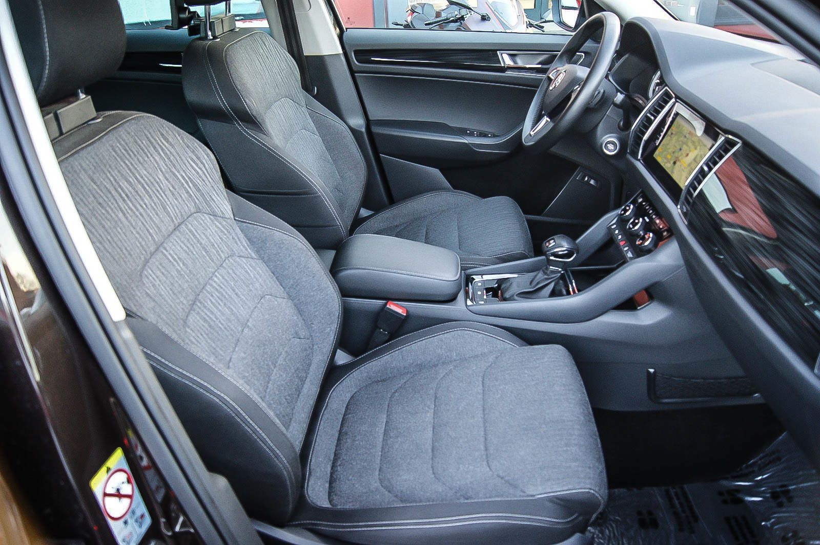 Fahrzeugabbildung SKODA Kodiaq 2.0 TSI Style 4x4 DSG LED 7 SITZE