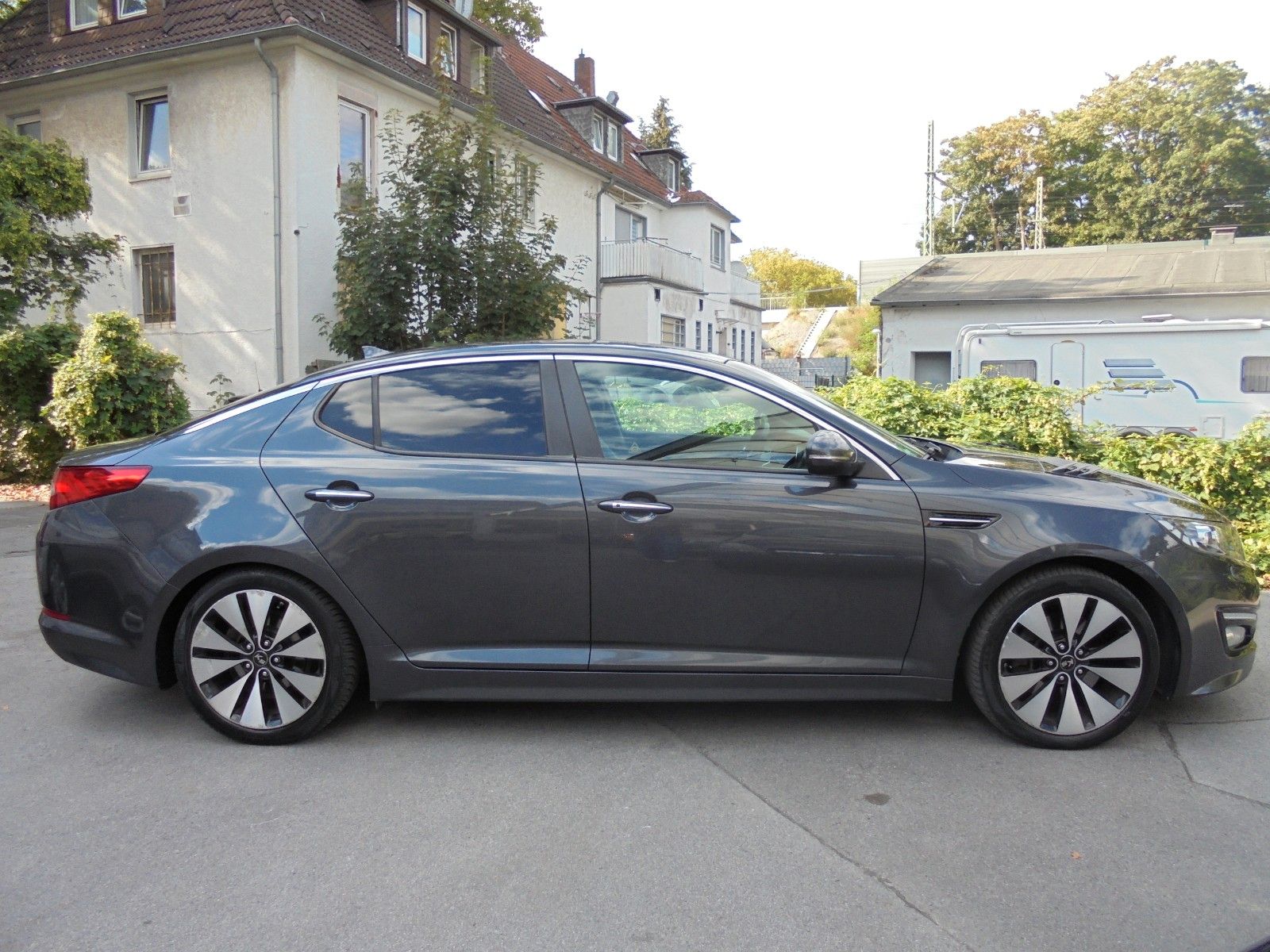 Fahrzeugabbildung Kia Optima/Automatik/Service Neu/Navi/Klimaaut./Shz