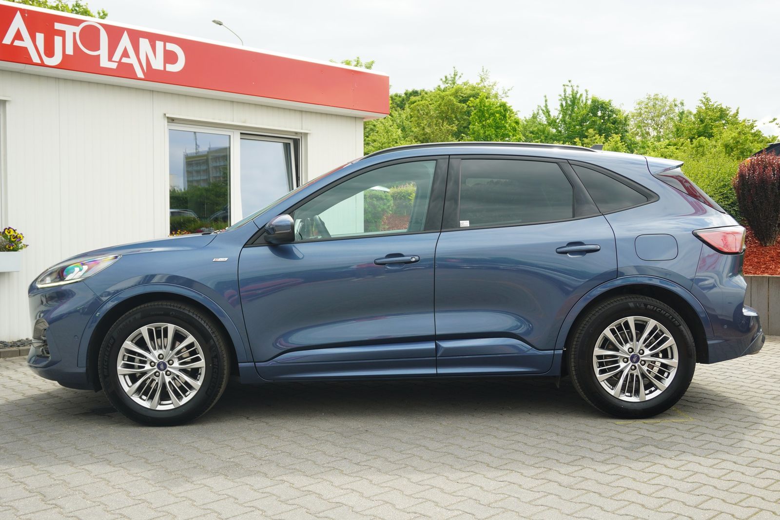Ford Kuga 1.5 EB ST-Line LED Navi VC SHZ PDC imagem 3