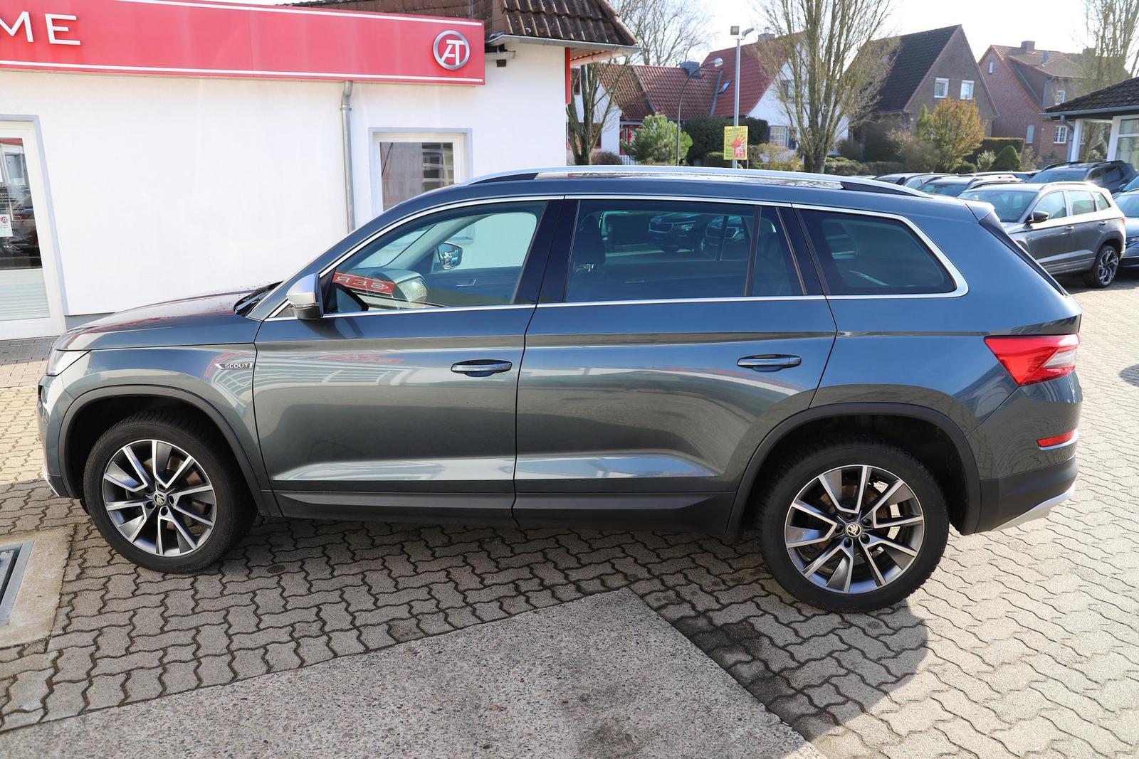 Skoda Kodiaq Scout 190PS TSI DSG 4x4 - LED/SHZ/19"/...