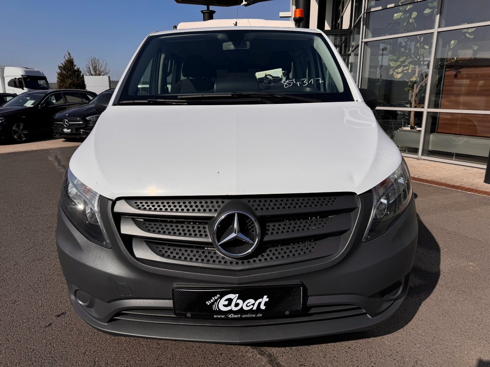 Fahrzeugabbildung Mercedes-Benz Vito 111 CDI Tourer Begleitfahrzeug BF3+ / WVZ