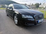 Audi A8 4.2 FSI quattro EURO 5 TÜV - Audi A8 mit Benzin-Antrieb: Limousine, 4.2