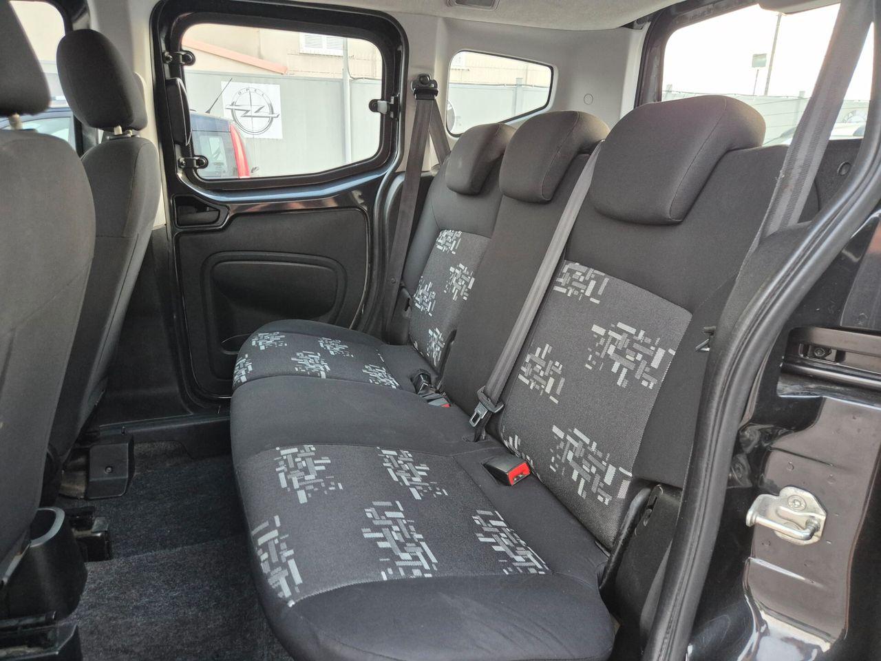 Fiat Qubo 2015 — фото 10