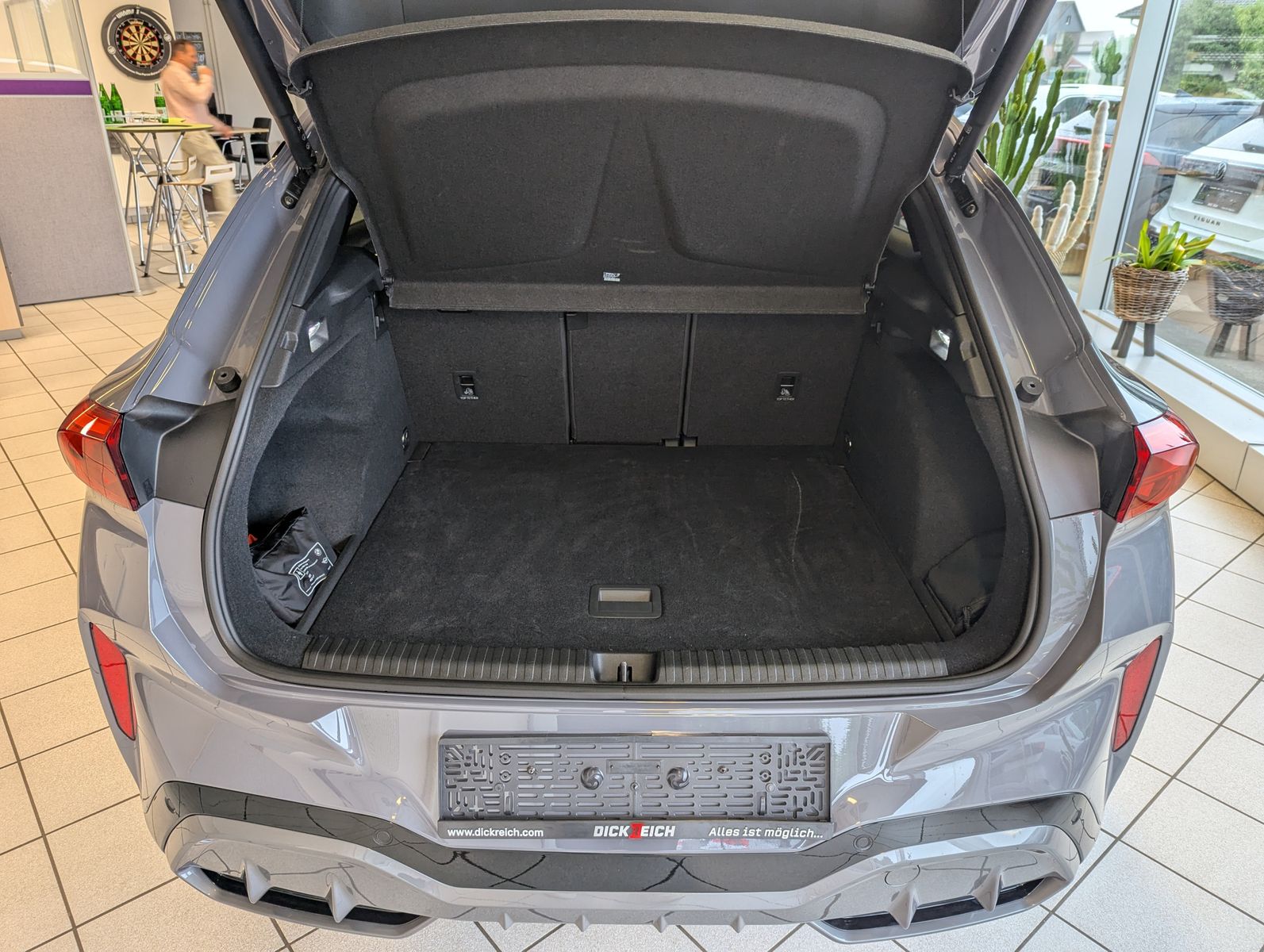 CUPRA Terramar 2.0 VZ 4D Drive-XL HUD Matrix Pano 20" - Image 17