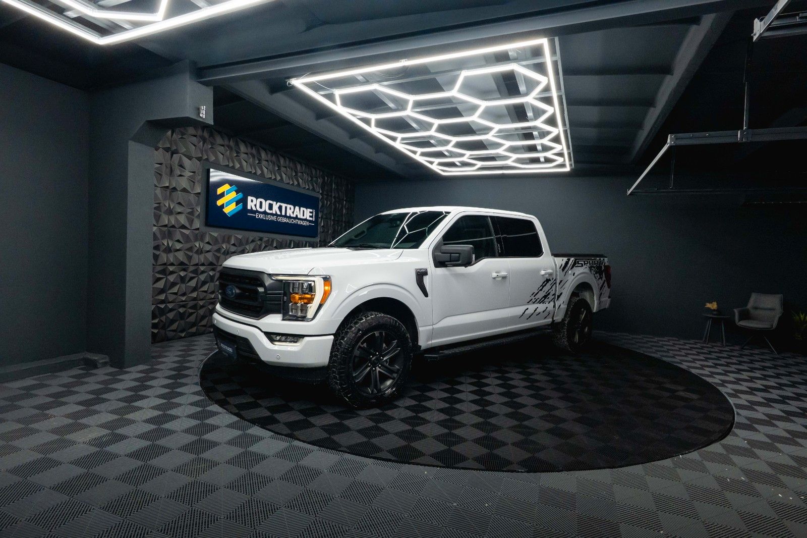 Fahrzeugabbildung Ford F150 5.0L V8 4x4 Offroad Sport Unfallfrei 19%VAT