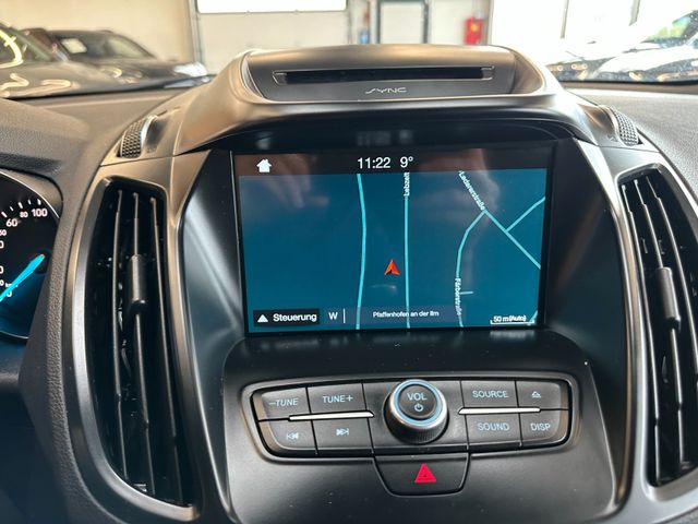 Ford Kuga ST-Line *Navi*BiXenon*ParkAss.*AHK*