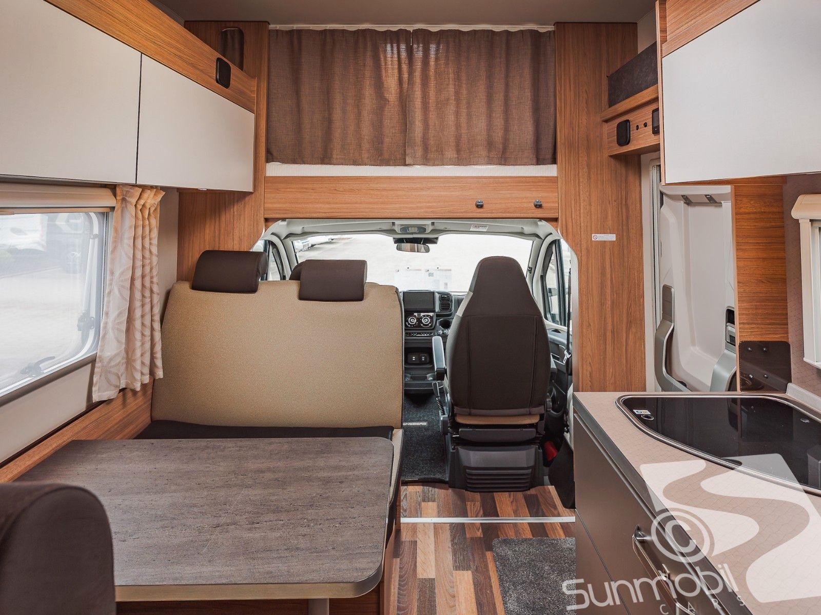Fahrzeugabbildung Weinsberg CaraHome 650 DG Navi RFK Markise