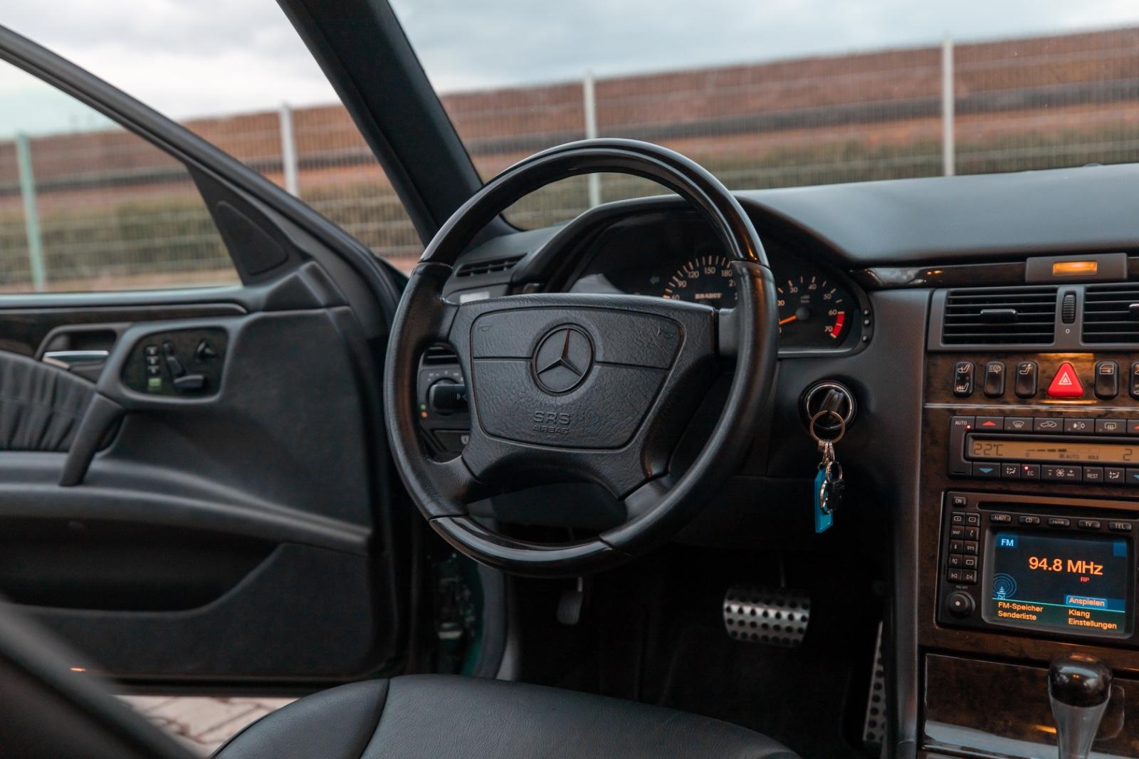 Mercedes-Benz E 50*BRABUS 6,5*W210*ORIGINAL*RARITÄT*SAMMLER
