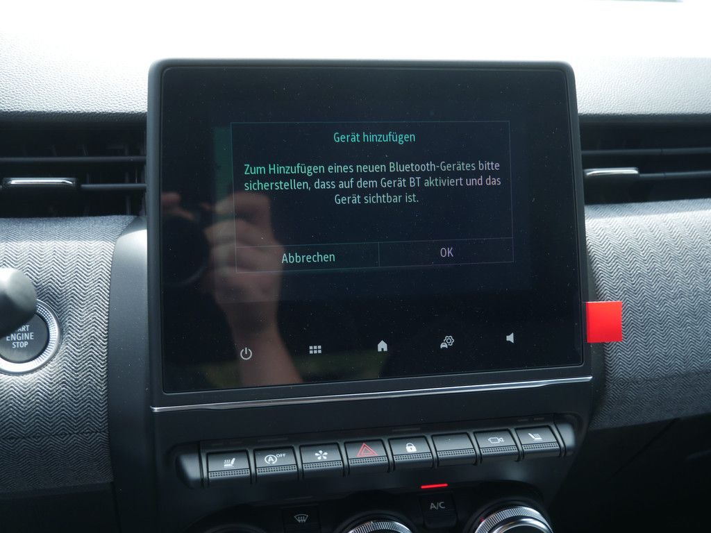 Fahrzeugabbildung Renault Clio Techno TCe 90
