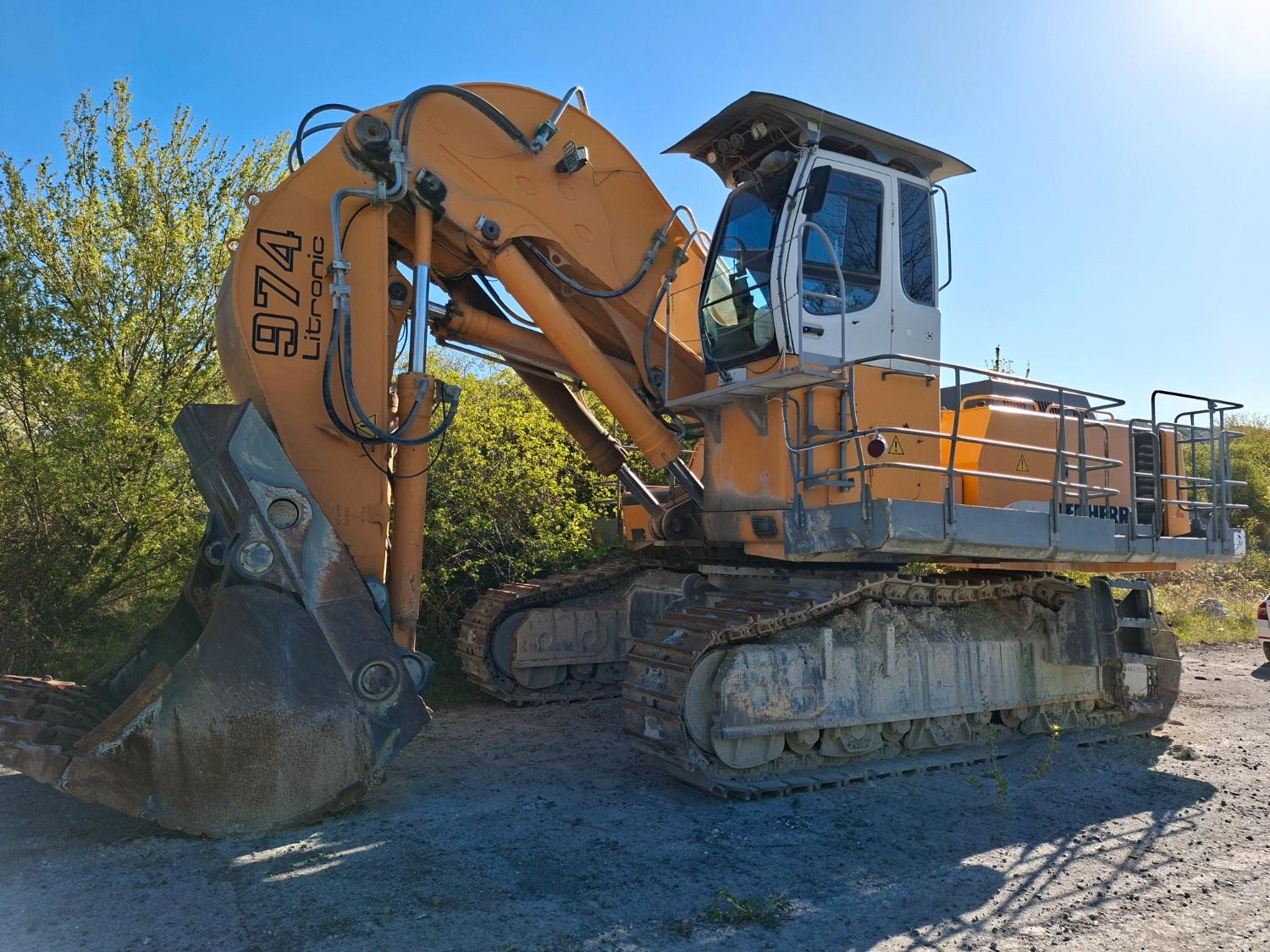 Liebherr R 974 B HD