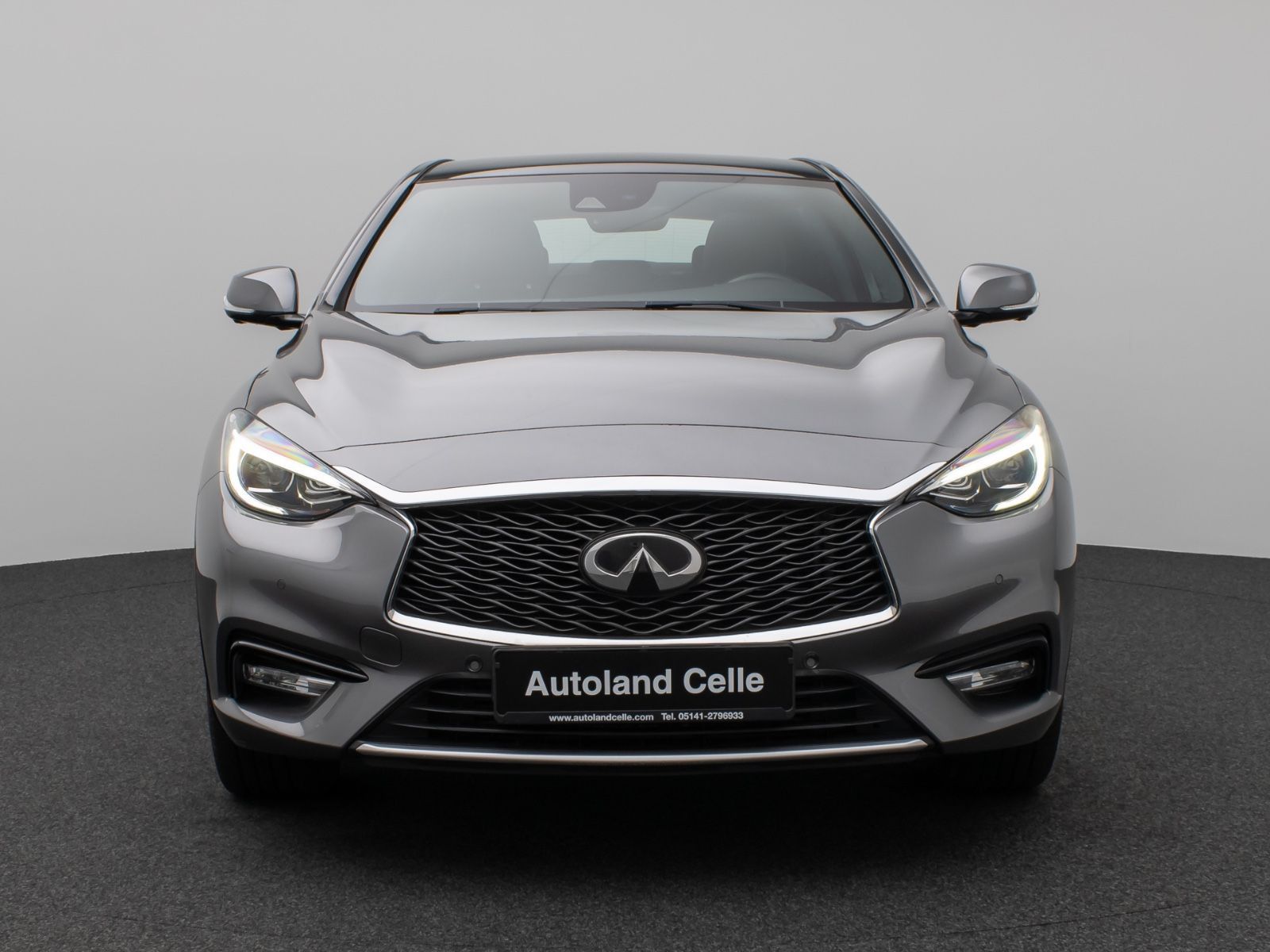 Fahrzeugabbildung Infiniti Q30 2.2 d Premium 360°Panorama Navi Sitzhzg LED