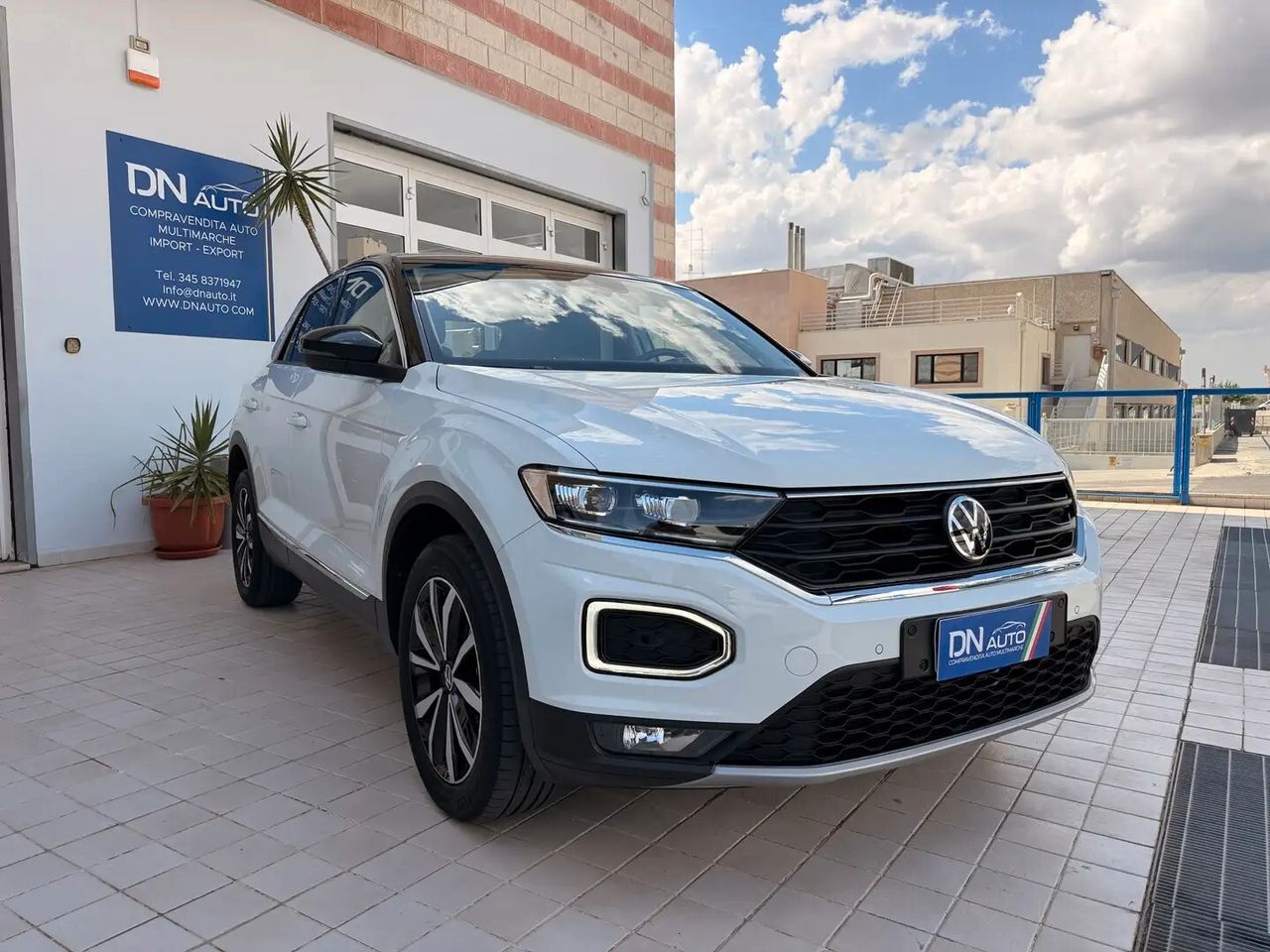 Volkswagen T-Roc 1.0 TSI Style BlueMotion Techno imagem 3