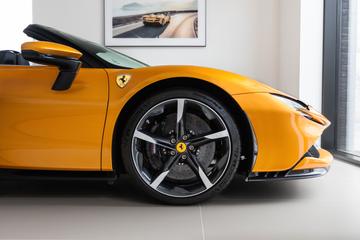 2024 Ferrari SF90 — миниатюра 19