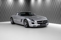 Mercedes-Benz SLS AMG