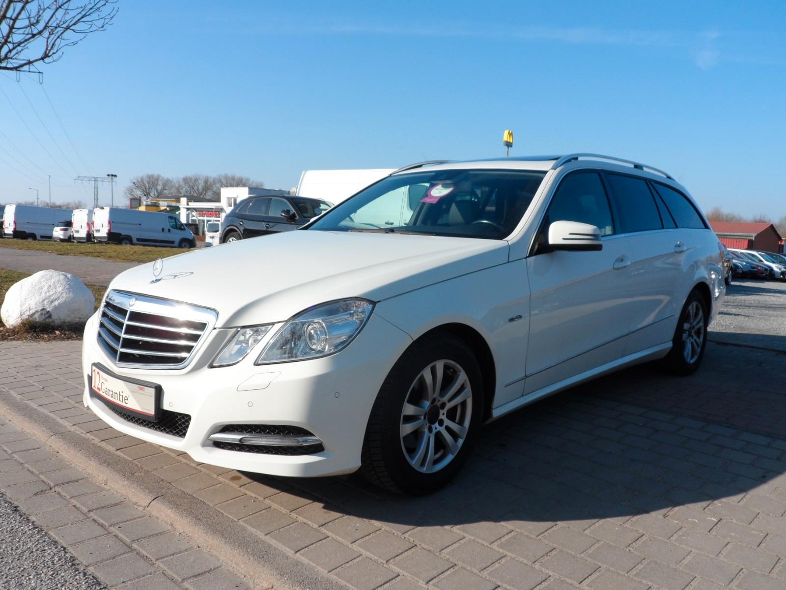 Mercedes-Benz E 200 CGI BlueEfficie Automatik/Bi Xenon/TÜV NEU