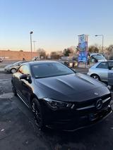 Mercedes-Benz CLA 250 e AMG LINE*PANORAMA*NIGHT PAKET - Mercedes-Benz CLA 250 von privat