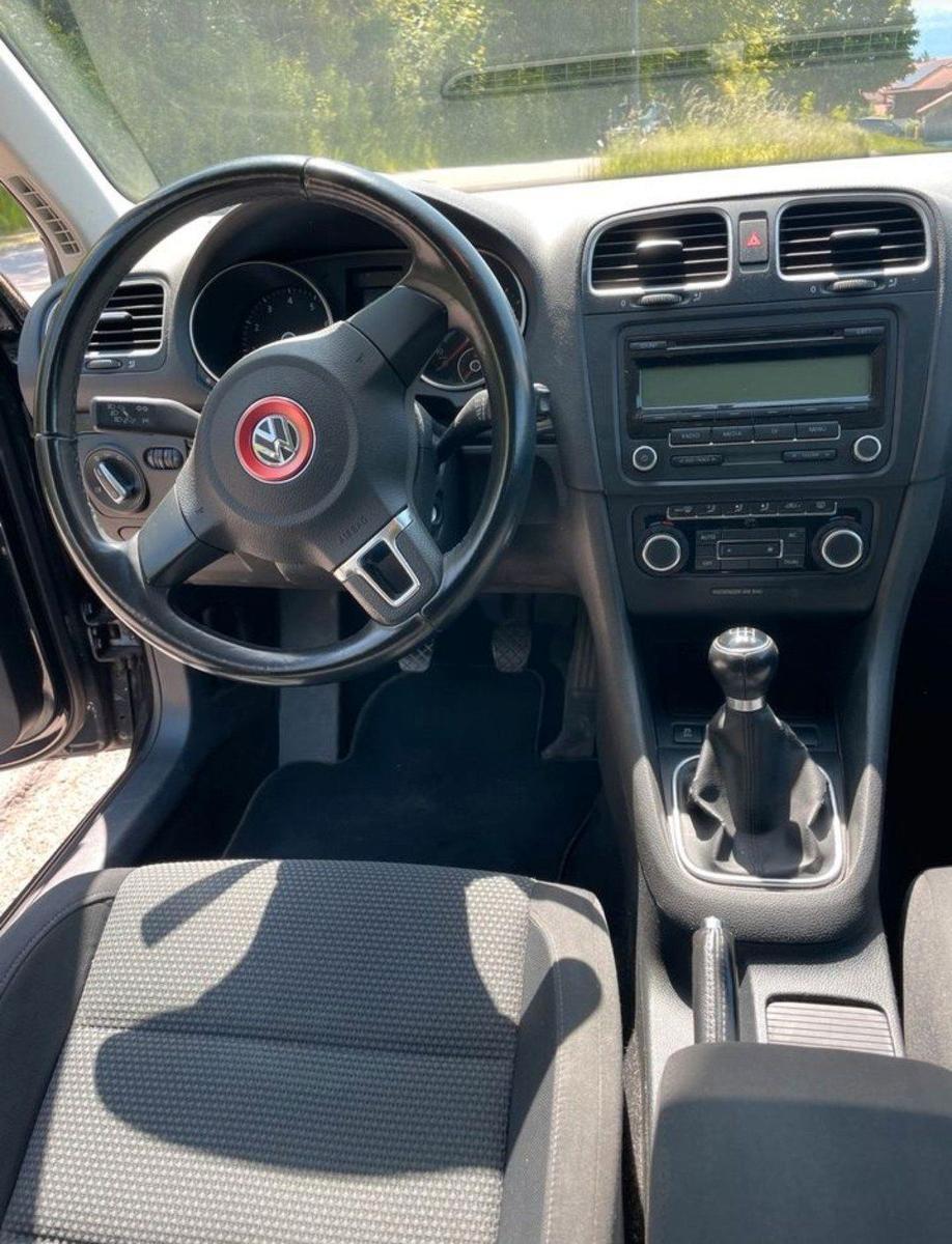 Volkswagen Golf 2010 — photo 7