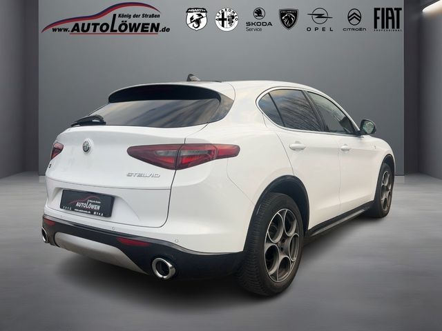 Stelvio 2.2 JTDM Lusso Ti Q4