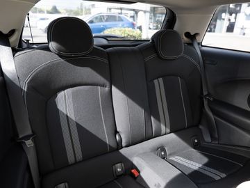MINI Cooper SE - 10