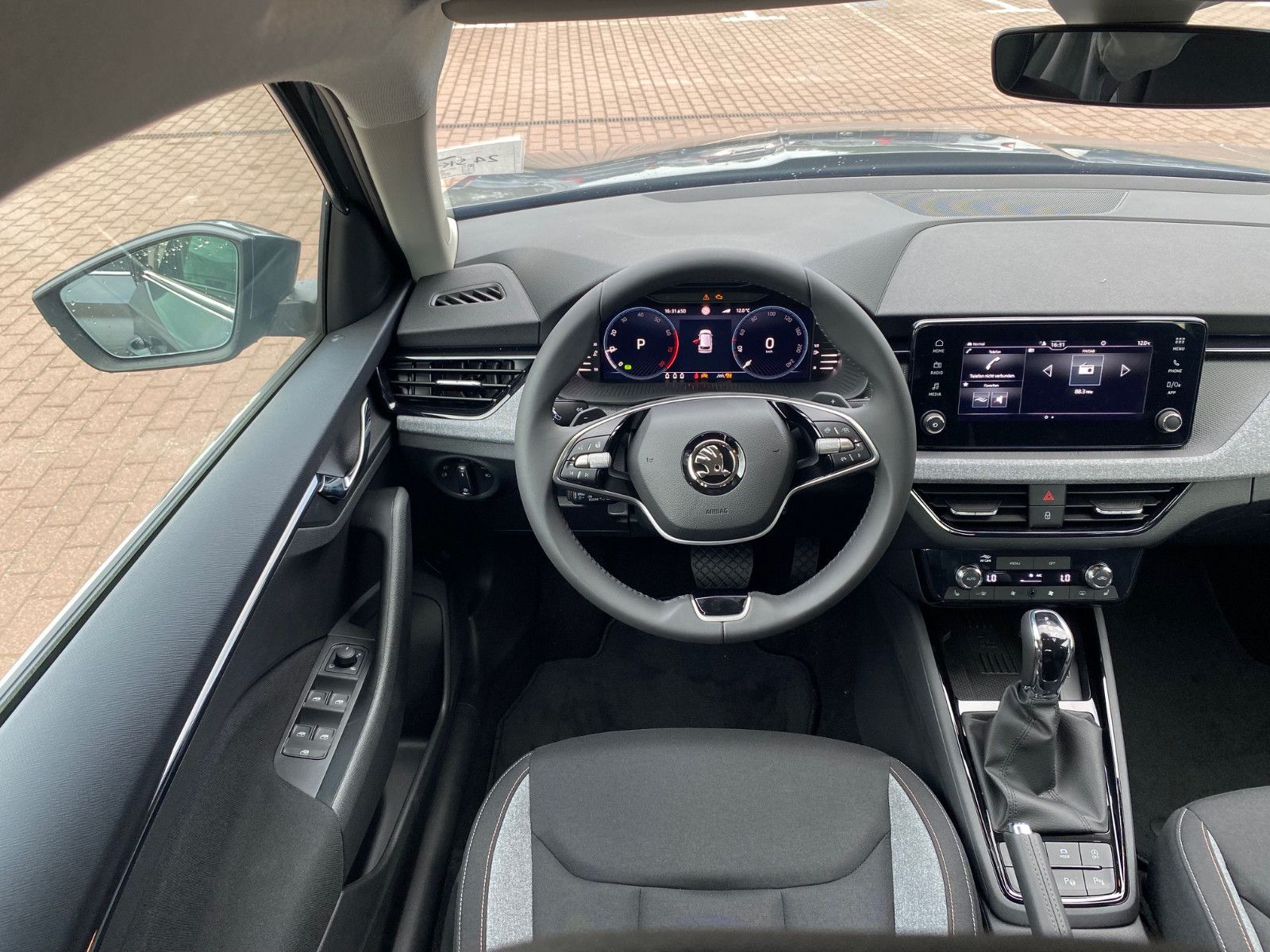 Fahrzeugabbildung SKODA Kamiq Selection