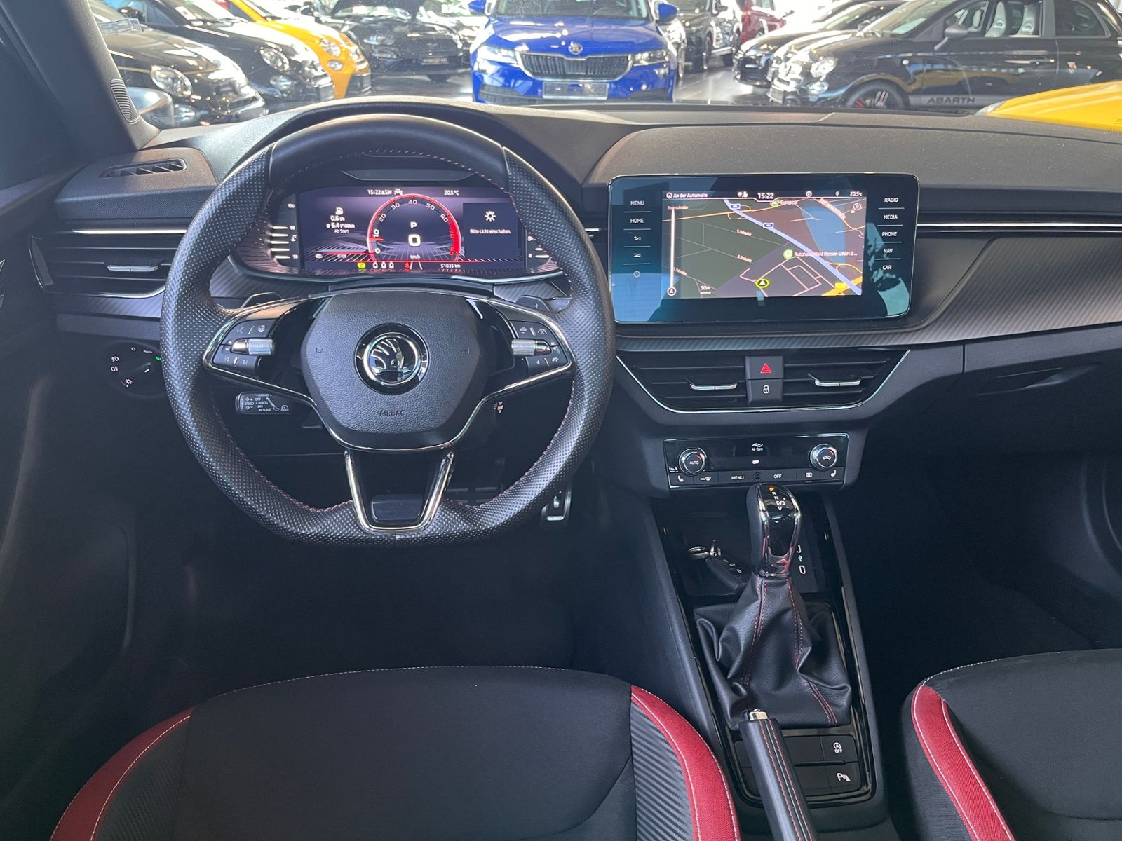 Fahrzeugabbildung SKODA Kamiq Monte Carlo PANO LED NAVI ALU