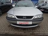 Opel Vectra 1.6 16V Comfort-Klima-elektr.Spiegel-AHK - gebrauchte Opel Vectra aus dem Jahr 1999
