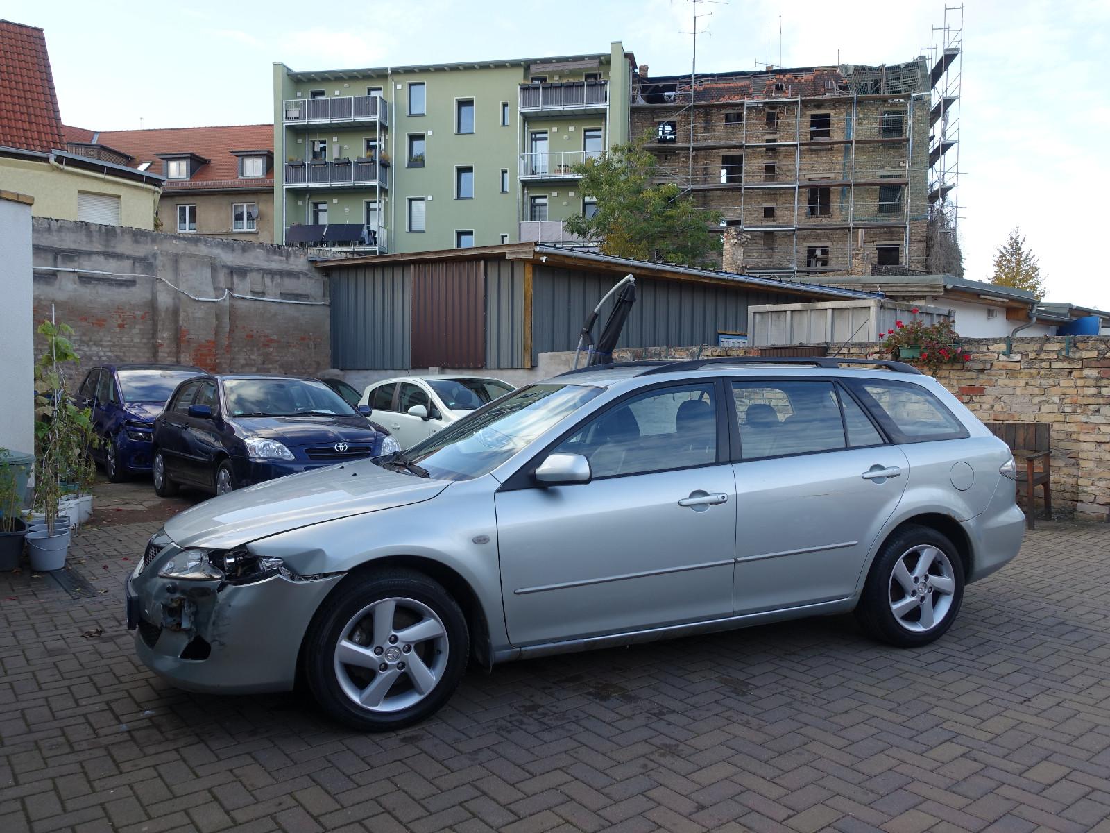 Mazda 6 2004 — rear view