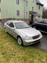 Mercedes-Benz 190 - Mercedes-Benz 190 aus 2002
