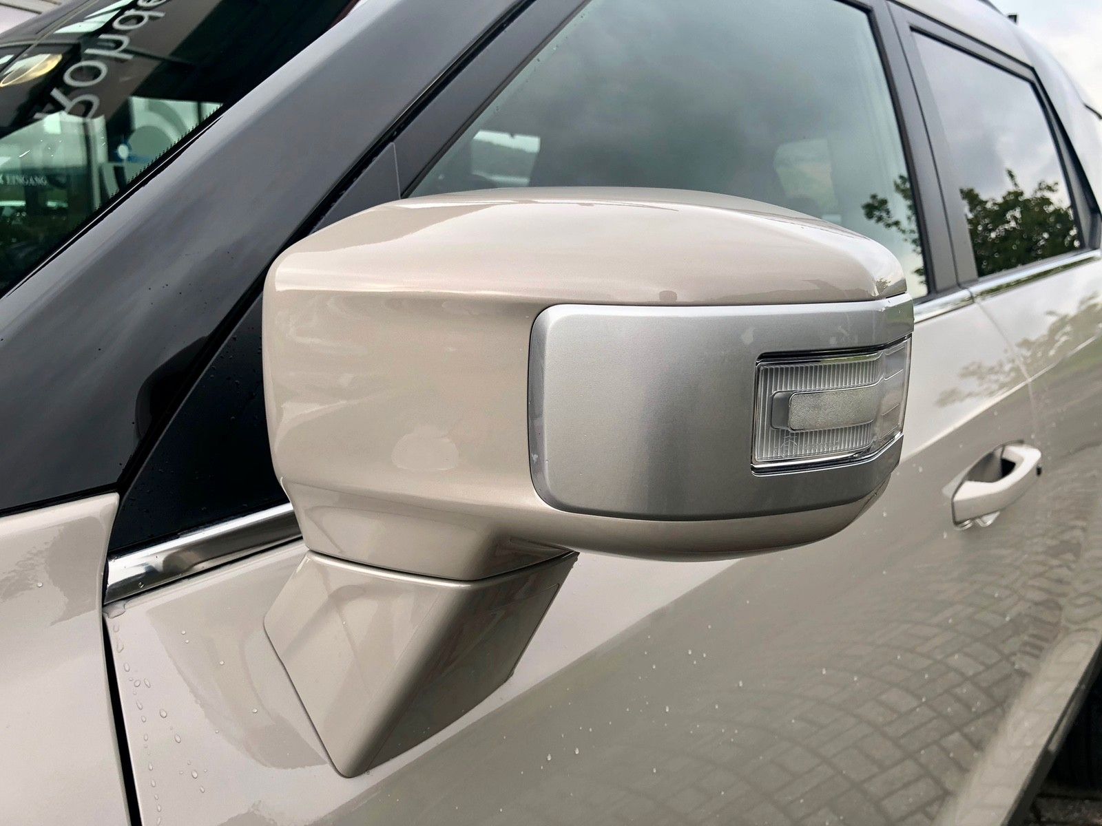 Fahrzeugabbildung Ssangyong Torres EVX PLATINUM WÄRMEPUMPE+NAVI+