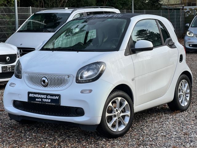 Smart ForTwo*TURBO*AHK*NAVI*PANORAMA*