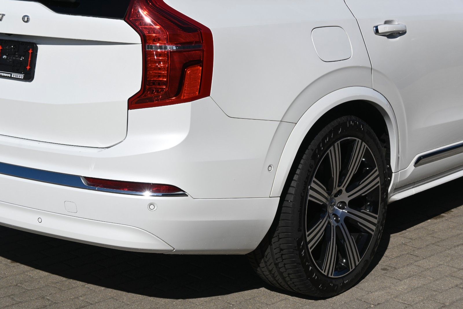 Fahrzeugabbildung Volvo XC90 B5 AWD Ultimate Bright*LED*PANO*LUFT*STHZ
