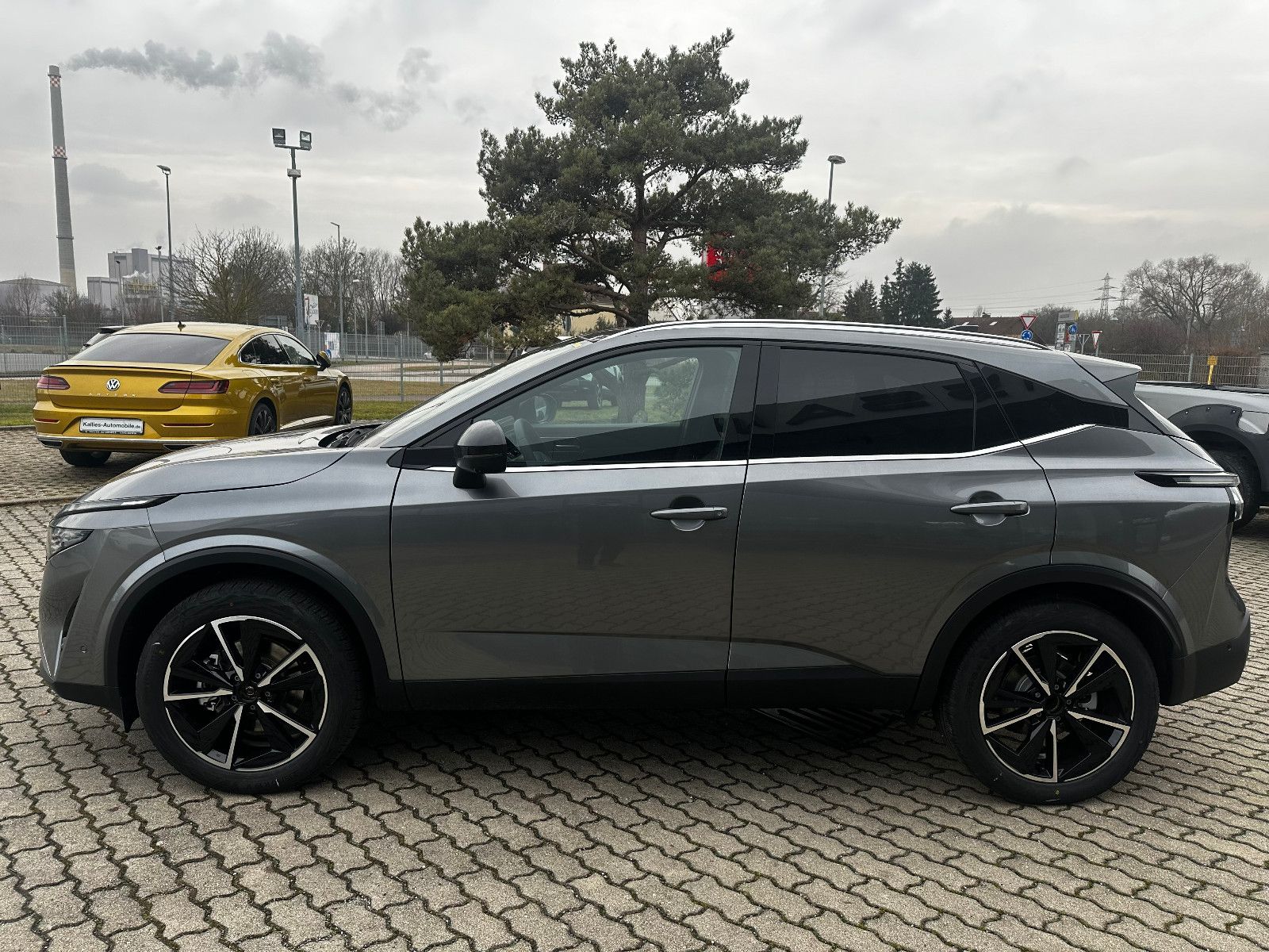 Fahrzeugabbildung Nissan Qashqai Tekna + e-Power