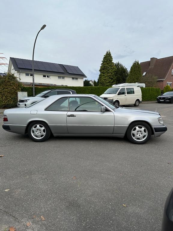 Mercedes-Benz CE 300