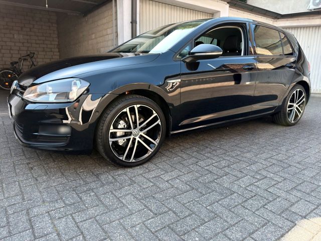 VW Golf