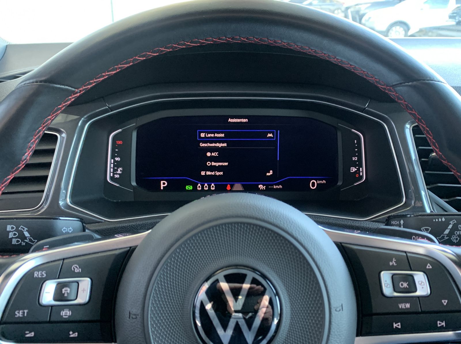 Fahrzeugabbildung Volkswagen T-Roc 1.5 TSI*Sport*LED*Pano*Acc*Lane*Navi*