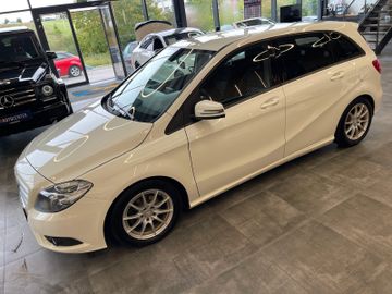 Mercedes-Benz B 180 *Kamera*Klima*Unfallfrei*