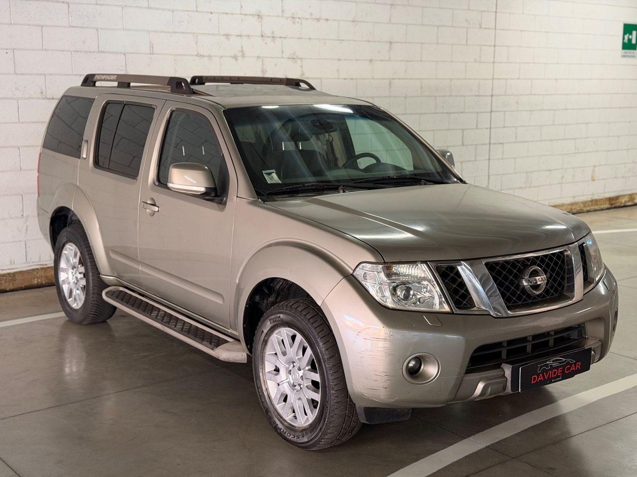 Nissan Pathfinder 2011 — photo 7