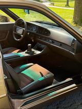 Porsche 944