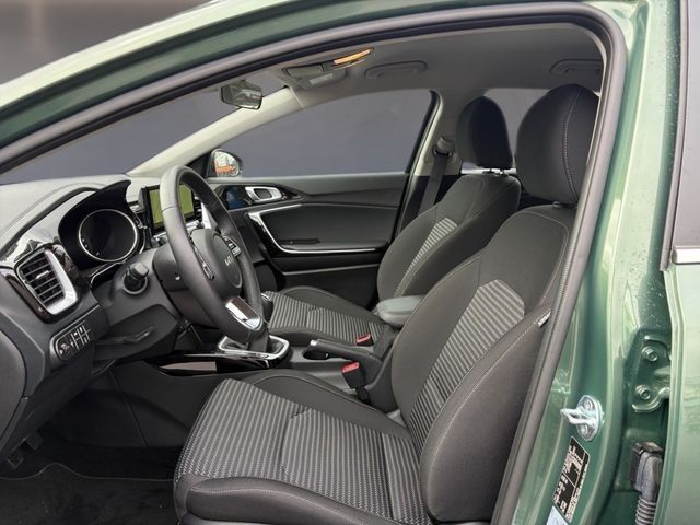 Fahrzeugabbildung Kia Ceed Sportswagon Vision Navi Apple CarPlay Andro