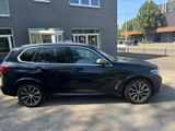 BMW X5 M50 M50i  - BMW X5 M50 aus 2021