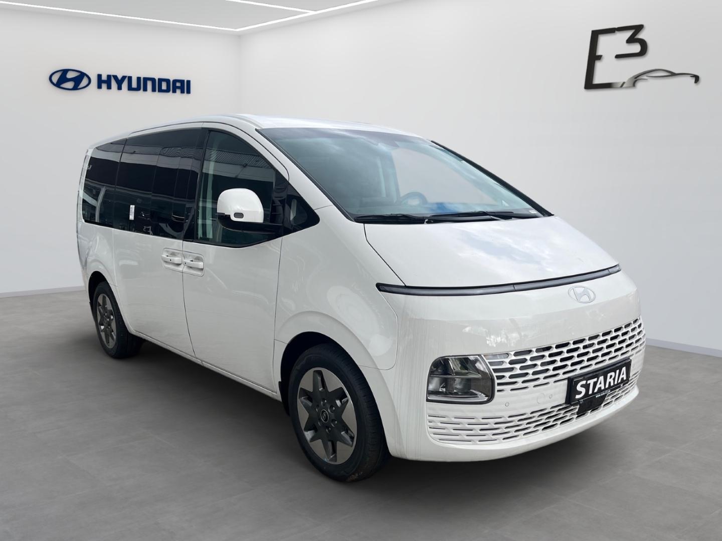 Hyundai STARIA Hybrid 1.6 Turbo 6-AT 2WD Signature Panor