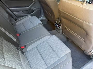 Volkswagen Passat Variant - 10