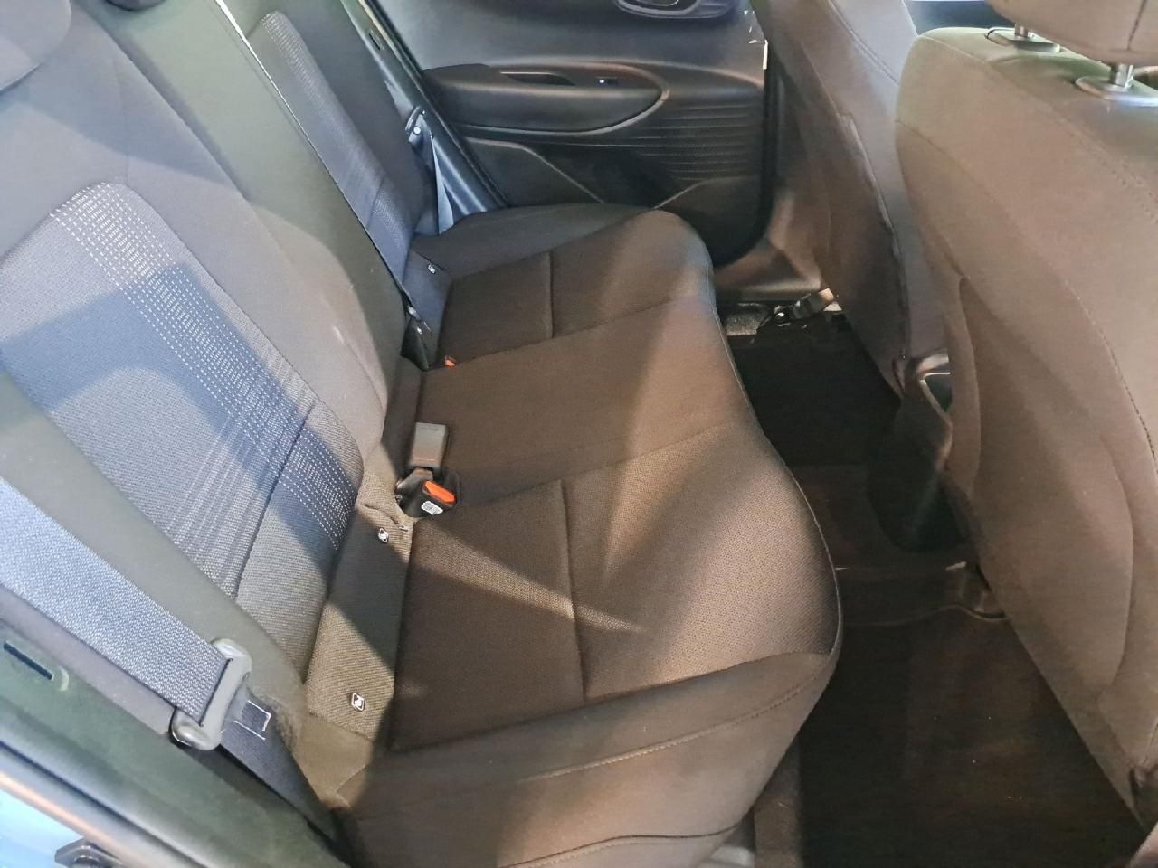Fahrzeugabbildung Hyundai BAYON Select*Allwetterreifen*