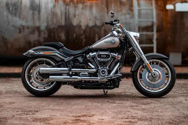 Harley-Davidson FLFBS Fat Boy 114 -Kesstech Klappenauspuff !