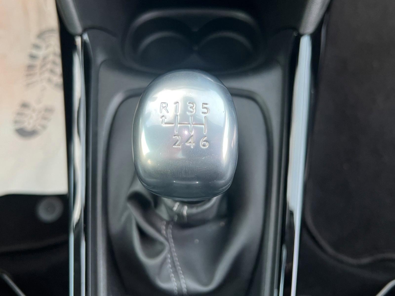 Peugeot 2008 Allure"Garantie-ServiceNEU"2.Hand