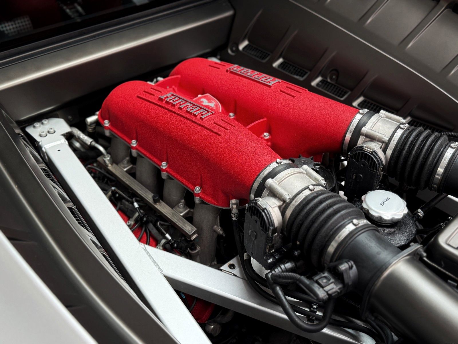 Fahrzeugabbildung Ferrari F430 F1 + Argento Nürburgring + Innen Blue Scuro